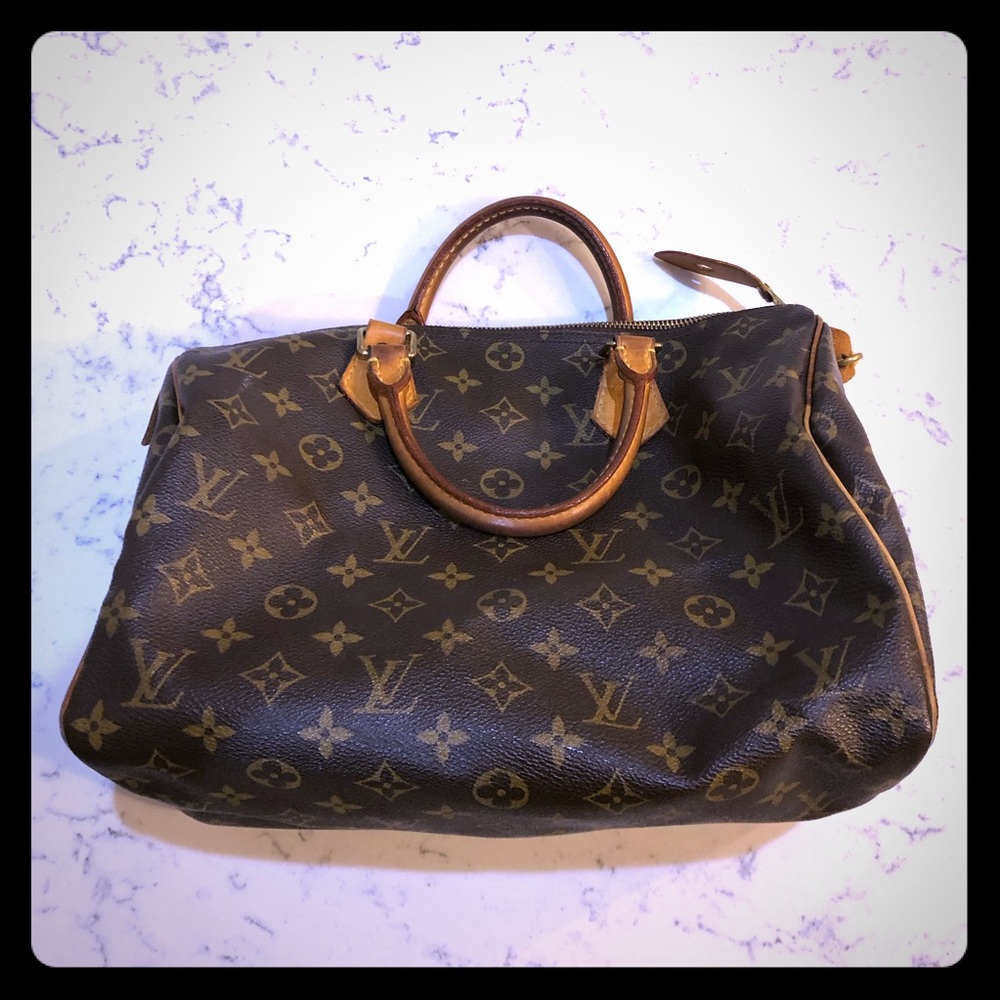 Louis Vuitton Speedy 30